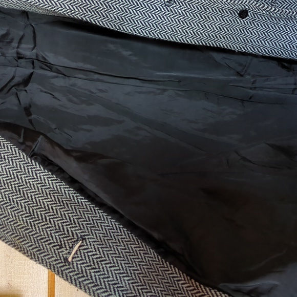 George Long Button up Coat - Picture 7 of 7